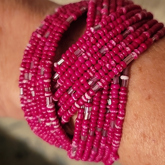 Elegant Pink & Clear Seed Bead Memory Wire Wide Cuff Bracelet Vintage - Picture 1 of 8